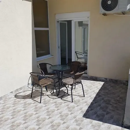 Lea * Trebinje